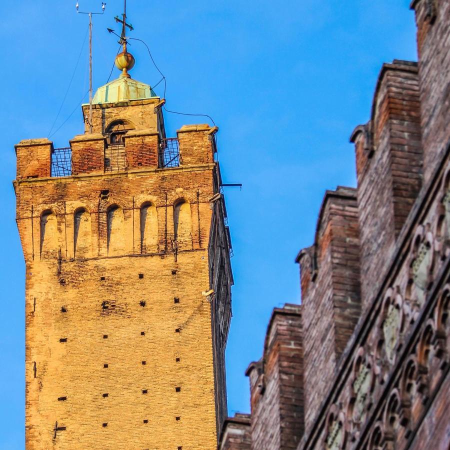 Healthy Flat Bologna - Tower Skyline View Apartment Luaran gambar