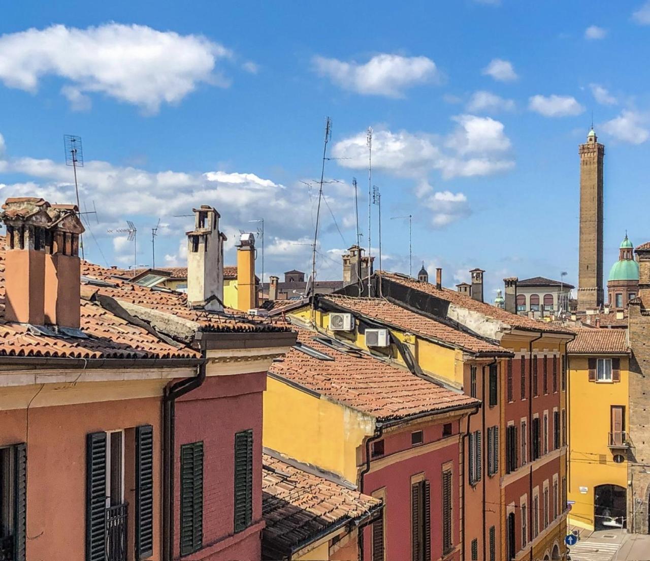Healthy Flat Bologna - Tower Skyline View Apartment Luaran gambar