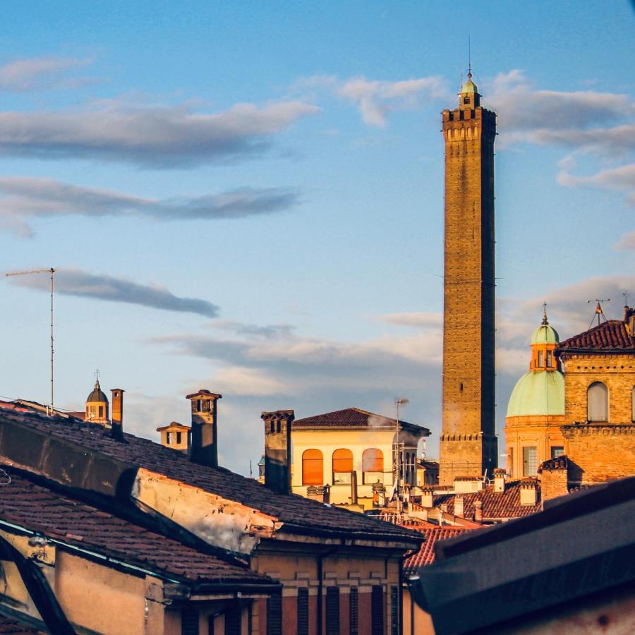 Healthy Flat Bologna - Tower Skyline View Apartment Luaran gambar